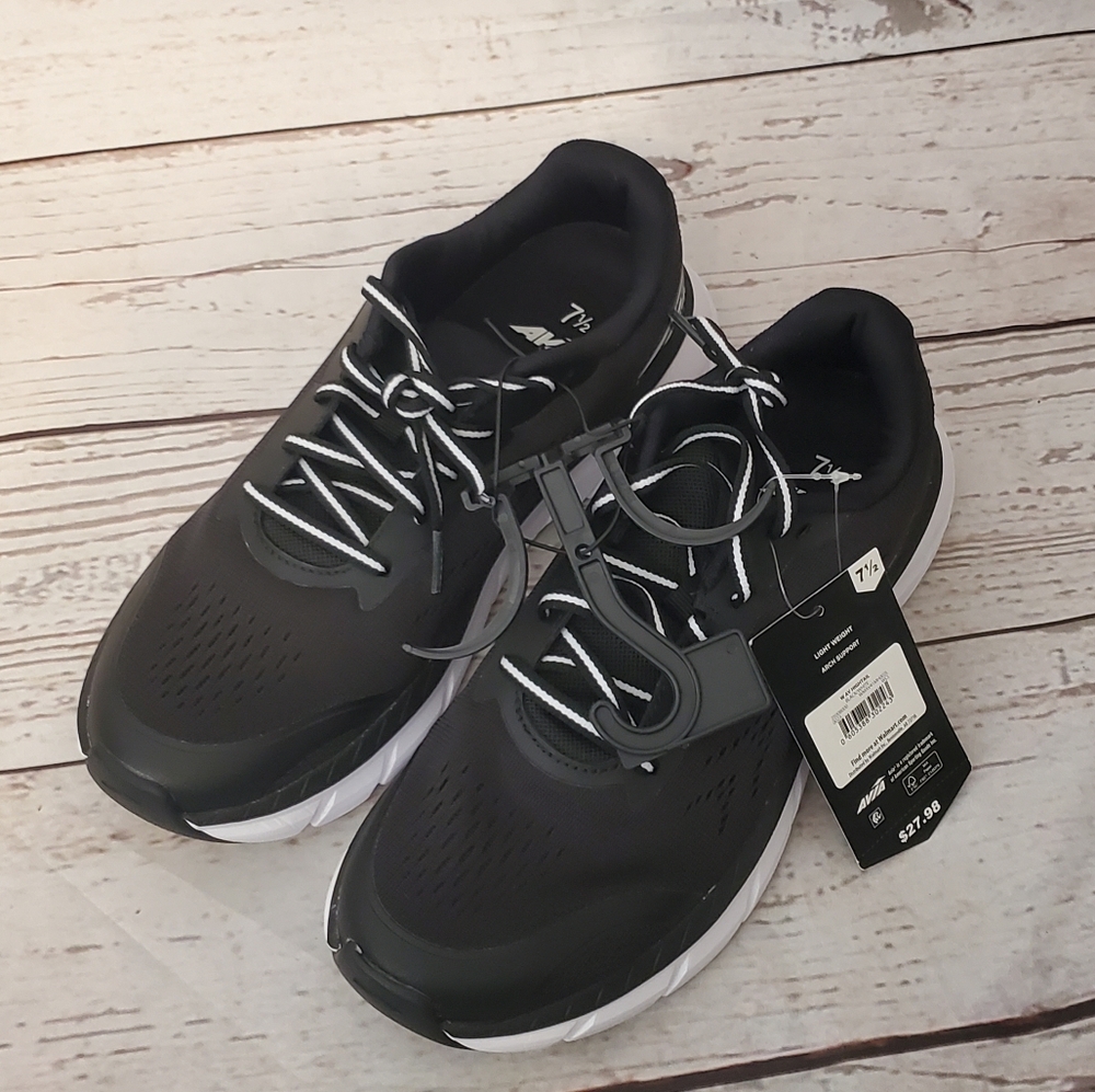 Avia women's Hightail athletic shoes, sneakers black size 7 1/2